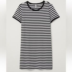H&M stripped navy/white t-shirt short sleeve short jersey women’s dress s Small